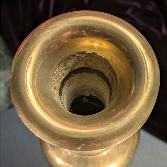 Vintage 11.5"H Solid Brass Tulip Shape Decorative Patina Vase, Handmade in India - Picture 5 of 8